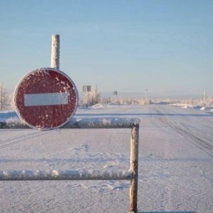 С полуночи 18 апреля до следующего зимнего сезона закрывается движение по зимнику Аксарка-Салемал-Панаевск-Яр-Сале   Зимник з...