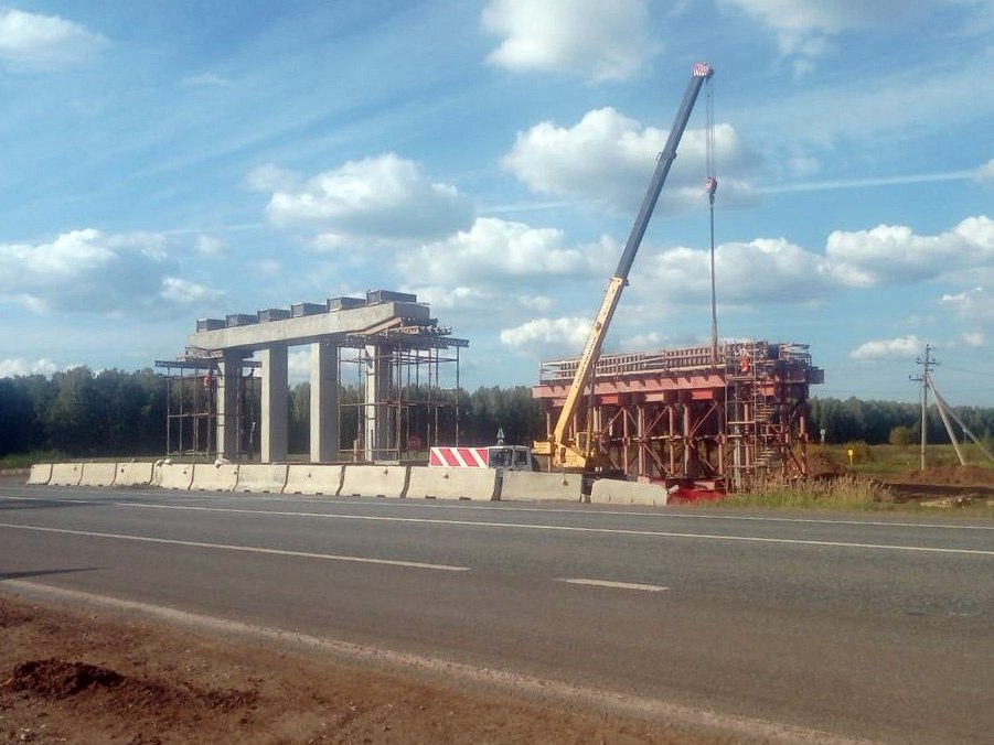 Работа на искусственных сооружениях на трассе «Казань-Екатеринбург» в Татарстане продолжается в беспрерывном режиме.По словам...