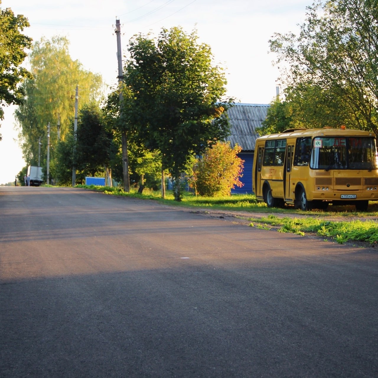 В Солецком округе продолжается восстановление региональных дорогНесколько дорожных групп работают территории Солецкого округа...