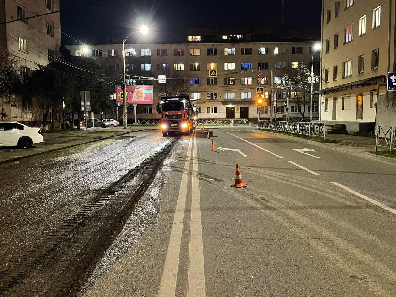 В Краснодаре по нацпроекту «Безопасные качественные дороги» отремонтировали десять дорожных объектовРемонтные работы завершил...