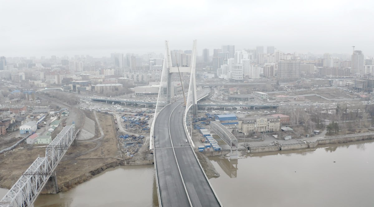 Один из двух тоннельных путепроводов строящегося мостового перехода в Новосибирске готов на 83%