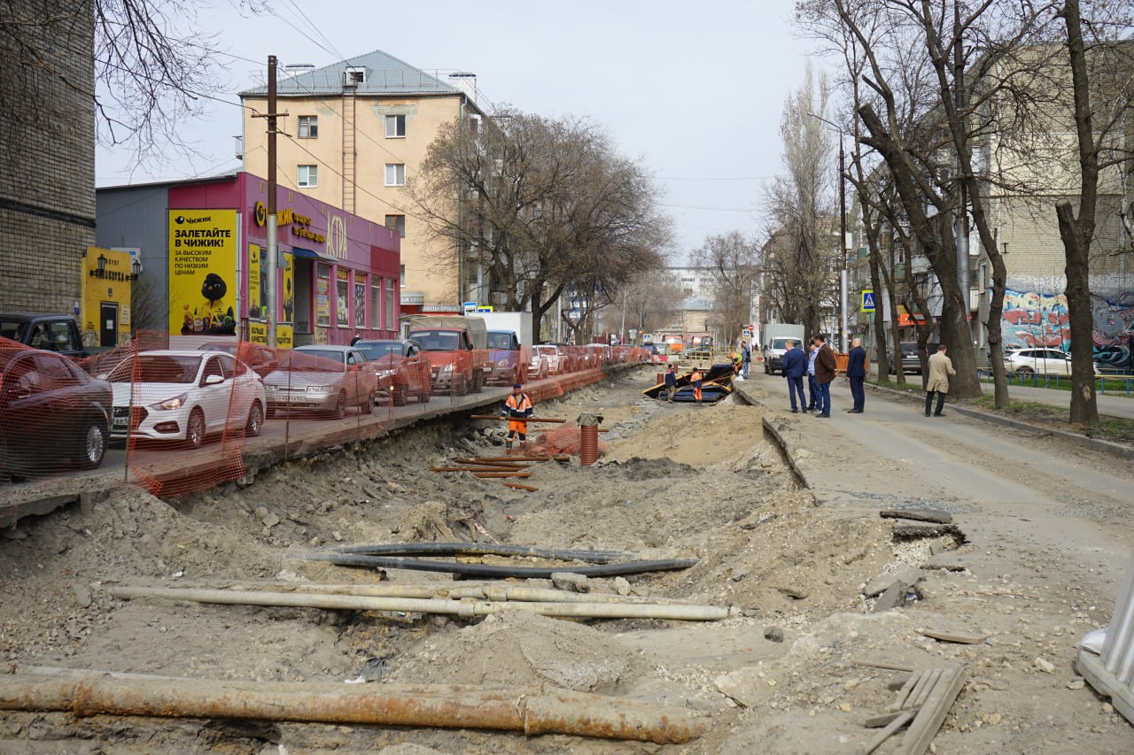 В Саратове восстановят участки дорог, разрушенные из-за реконструкции трамвайных путейСегодня рабочая группа, в числе которых...