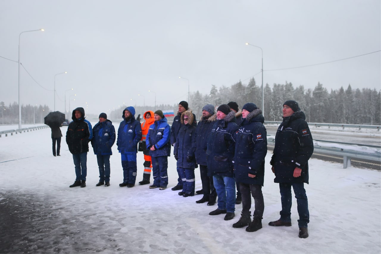 Во Владимирской области открыли движение по участку М-12 протяженностью 58,2 км в обход Петушков и Лакинска.В церемонии приня...