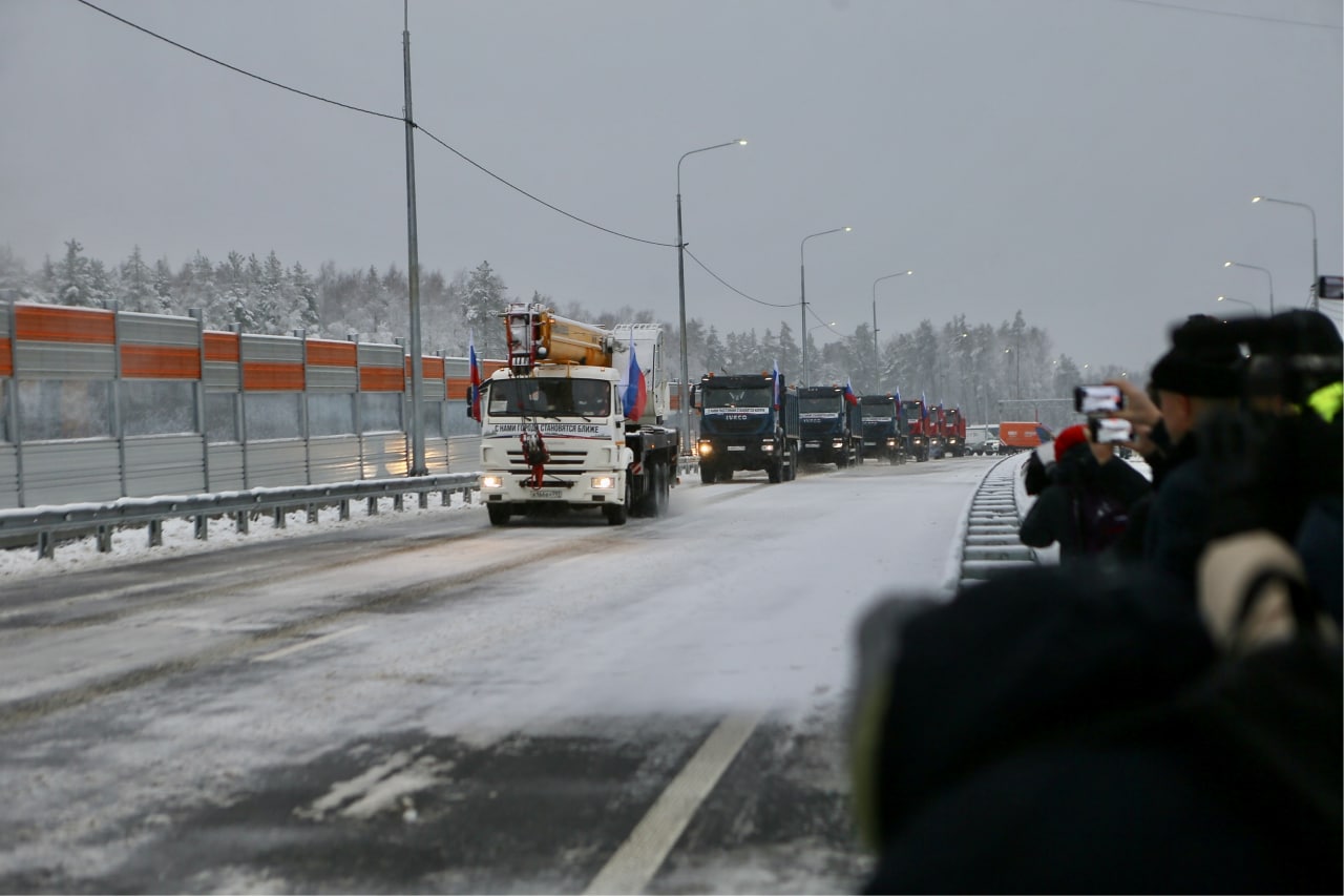 Во Владимирской области открыли движение по участку М-12 протяженностью 58,2 км в обход Петушков и Лакинска.В церемонии приня...