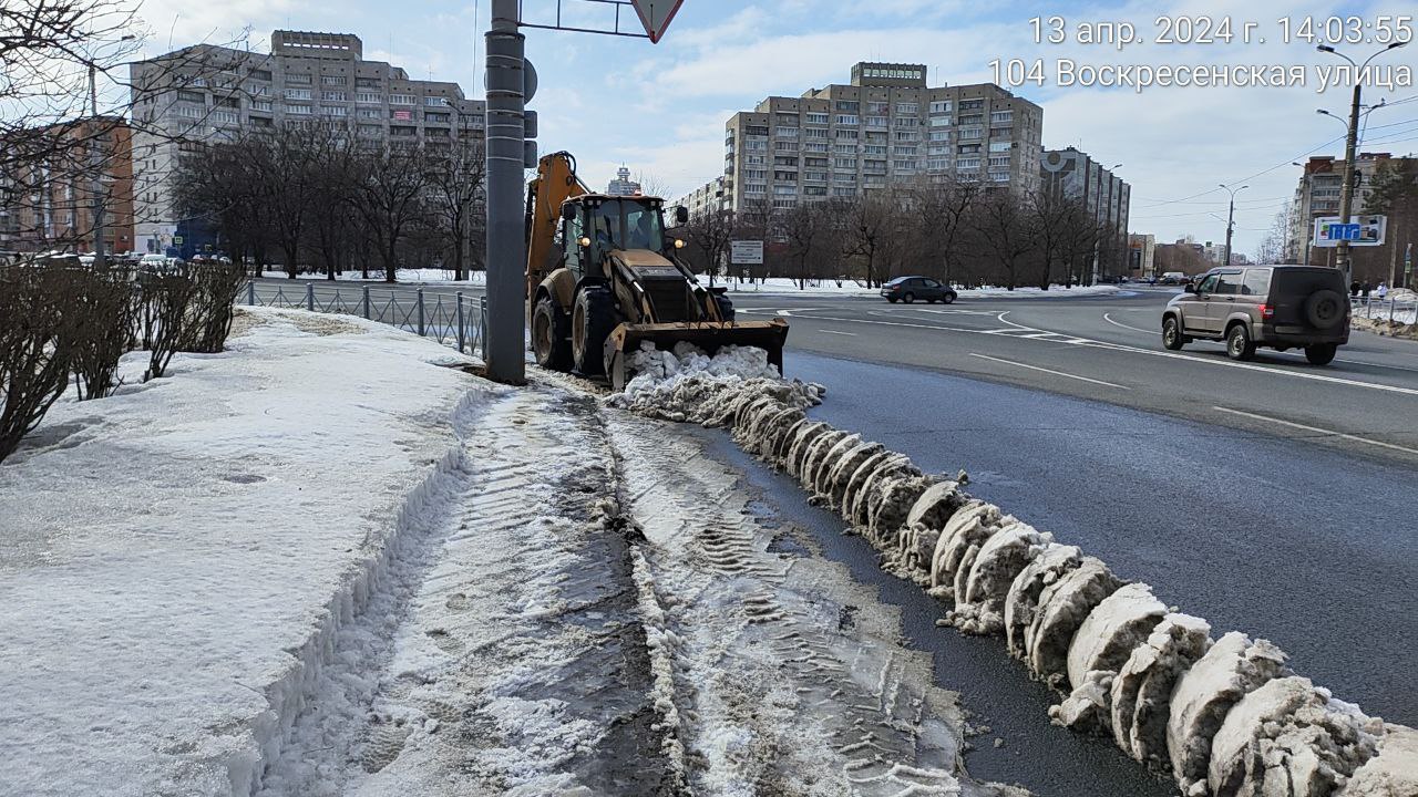 Мы продолжаем готовить городские улицы к весне! Сегодня днём производственные участки выполняли следующие работы:Вывозка снег...