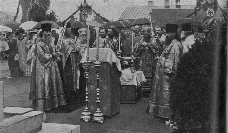 9 июля (26 июня) 1909 года состоялась торжественная закладка Большеохтинского моста. Памятное событие произошло за день до пр...