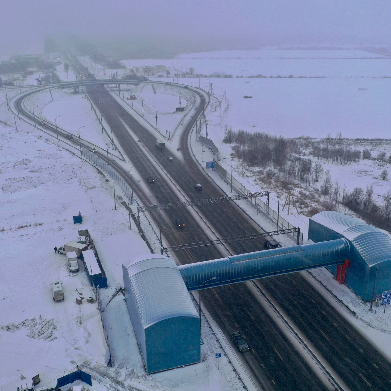 По Московскому шоссе в Ям-Ижоре сильно проще ехать: там больше нет левых поворотов. Кто еще не был — велкам проверить новую р...