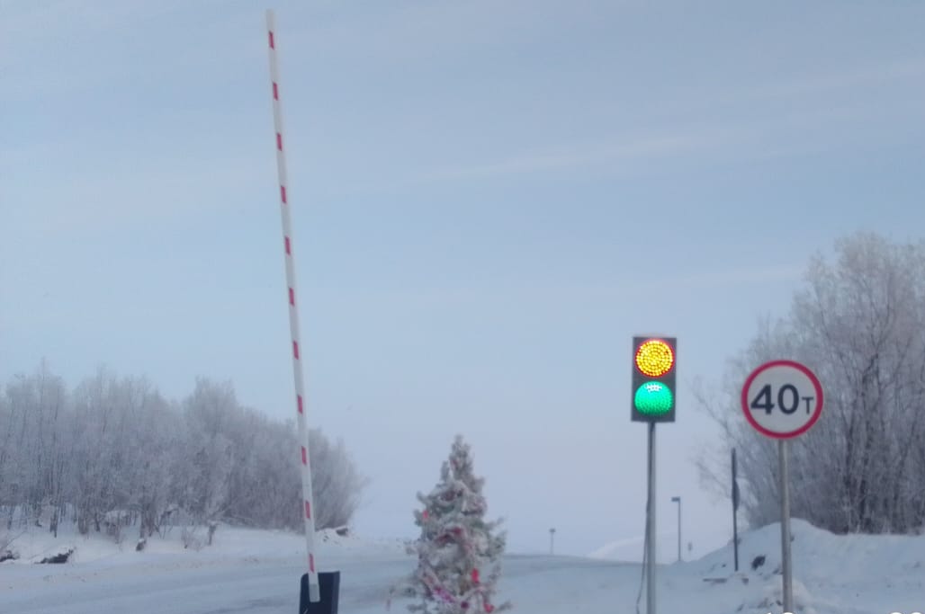 На региональной переправе через реку Лену повышена грузоподъемность до 40 тоннНа основании акта обследования Управтодором РС(...