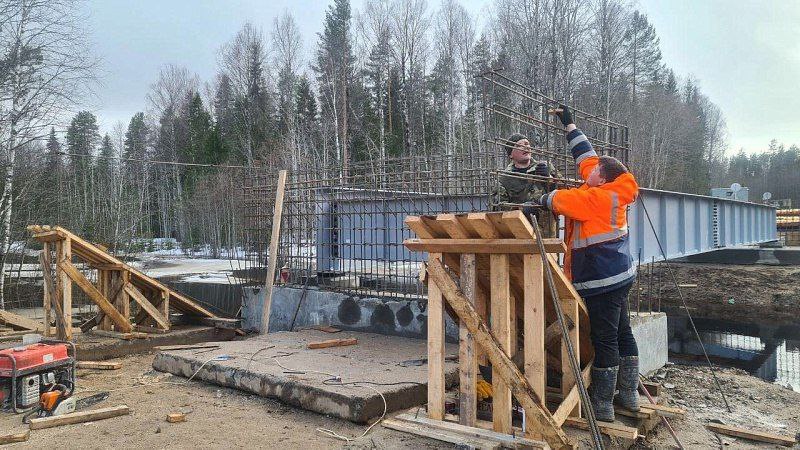 В Няндомском округе ведется капитальный ремонт двух мостовНа автомобильной дороге Заозерный – Лимь (Новая) – Верала в Няндомс...