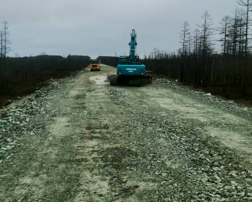 Рассказываем о ходе реконструкции автодороги «Комсомольск-на-Амуре – Чегдомын» На участке со 191 по 200 км ведутся работы по...