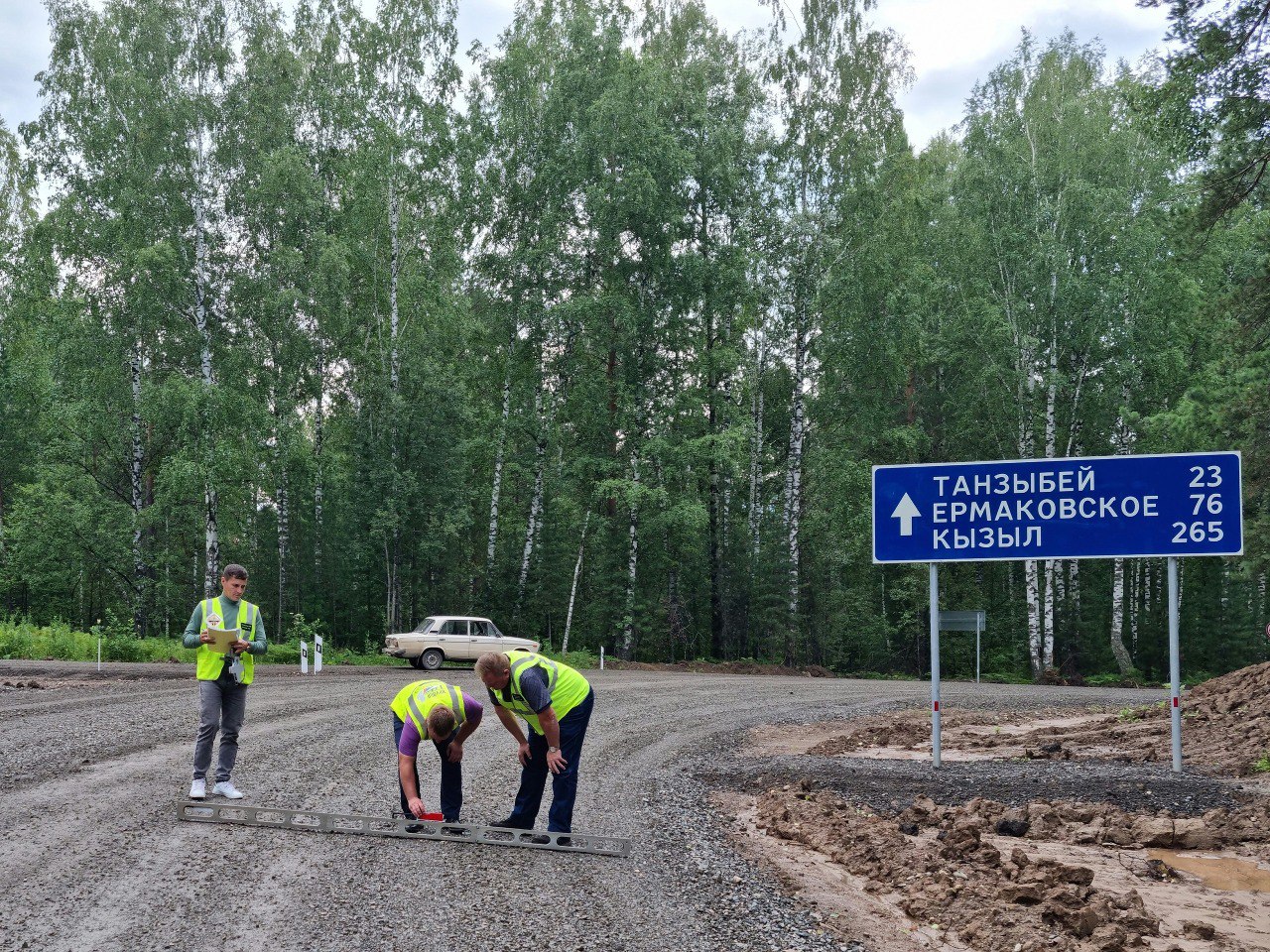 В Красноярском крае завершается ремонт 56 км сельских маршрутов.