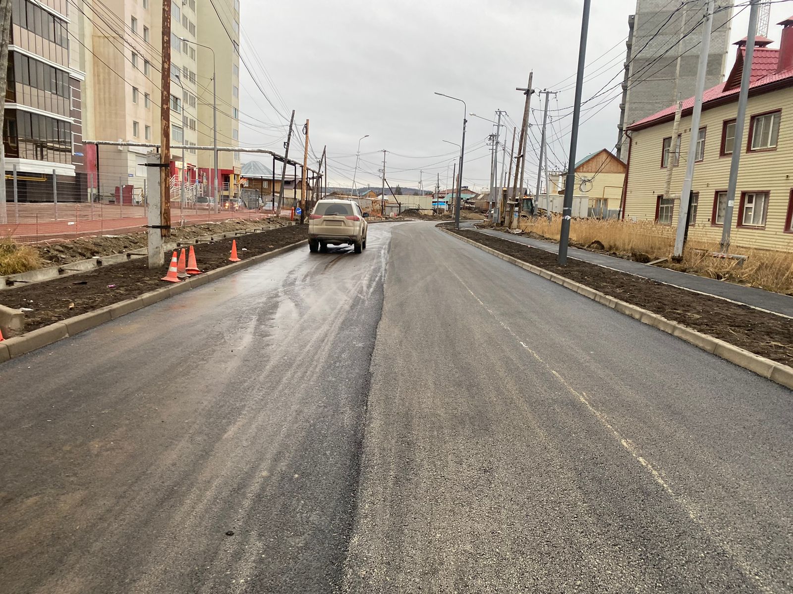 Осмотрены объекты улично-дорожной сети города ЯкутскаМинтранс Якутии провел очередной осмотр объектов, реализуемых по нацпрое...