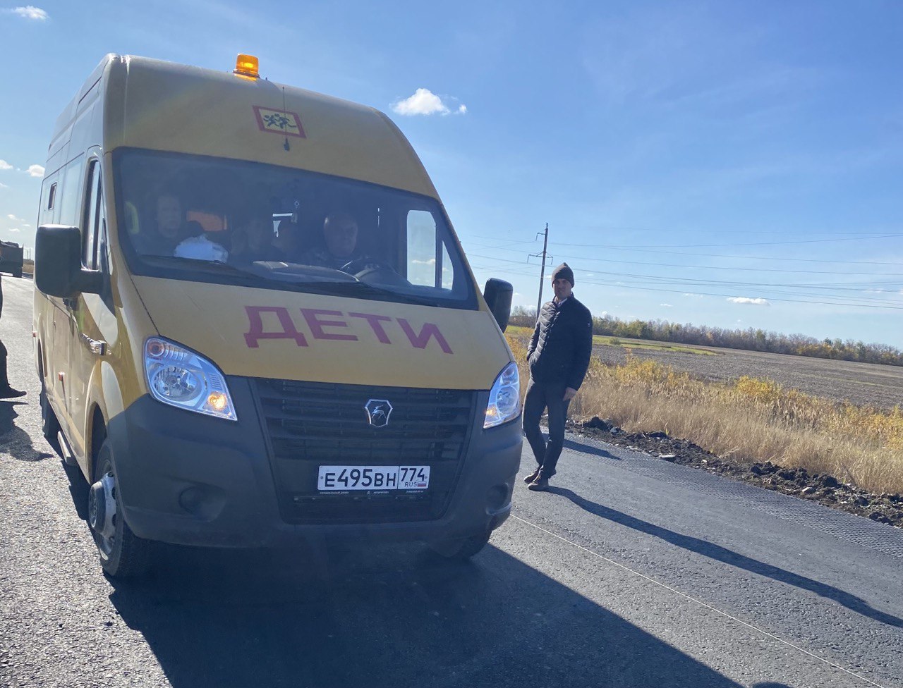 В Челябинской области активно обновляются дороги в сельских территориях. Во многом это стало возможным, благодаря нацпроекту...