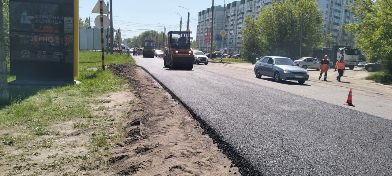 По национальному проекту «Безопасные качественные дороги» в Брянской области продолжается капитальный ремонт автодороги Брянс...