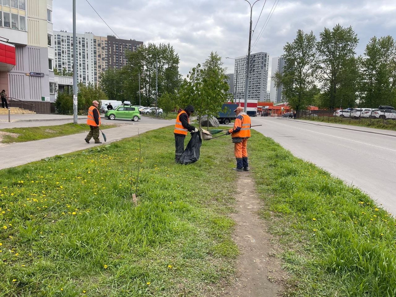 В городском округе Люберцы в ежедневном режиме проводятся работы по содержанию дорог. Подрядными организациями выполняются ра...