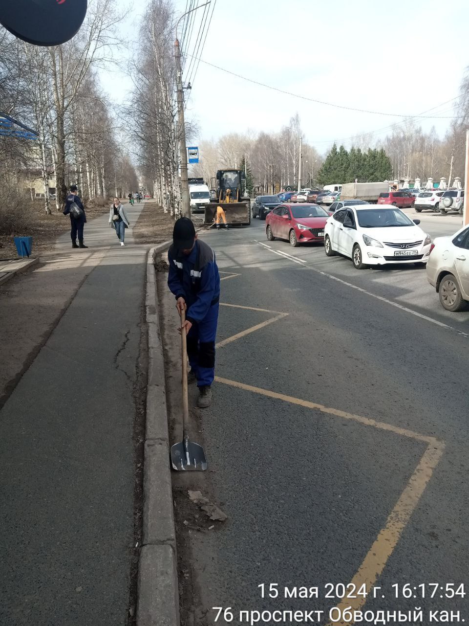 Фото и видео содержания городских улиц в дневное время.В ночную смену с 15 на 16 мая на содержании Архангельска и Северодвинс...