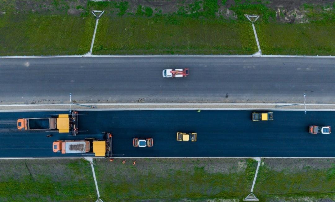 Летом откроем сразу два обхода крупных городов - Краснодара и Аксая. Председатель правления Госкомпании «Автодор» Вячеслав Пе...