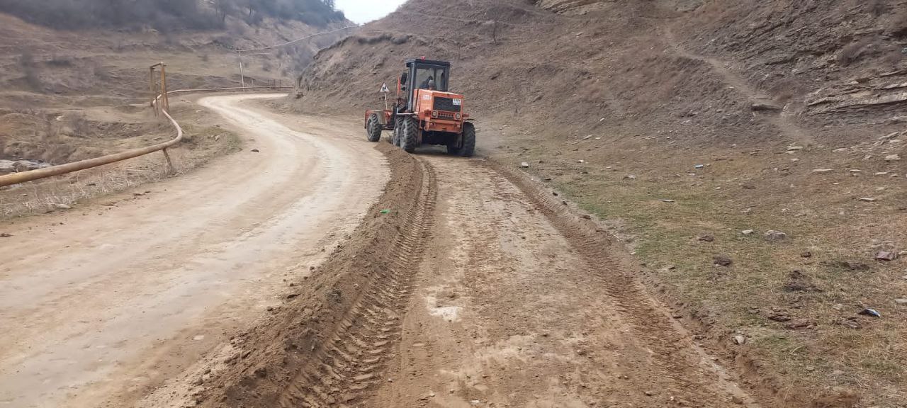 По поводу обращения жителей Ахвахского района в связи с состоянием участка автомобильной дороги республиканского значения "Бо...