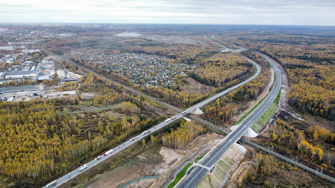 Первый участок М-12 во Владимирской области открыт

По телемосту из Казани старт движению дали помощник Президента РФ Игорь Л...