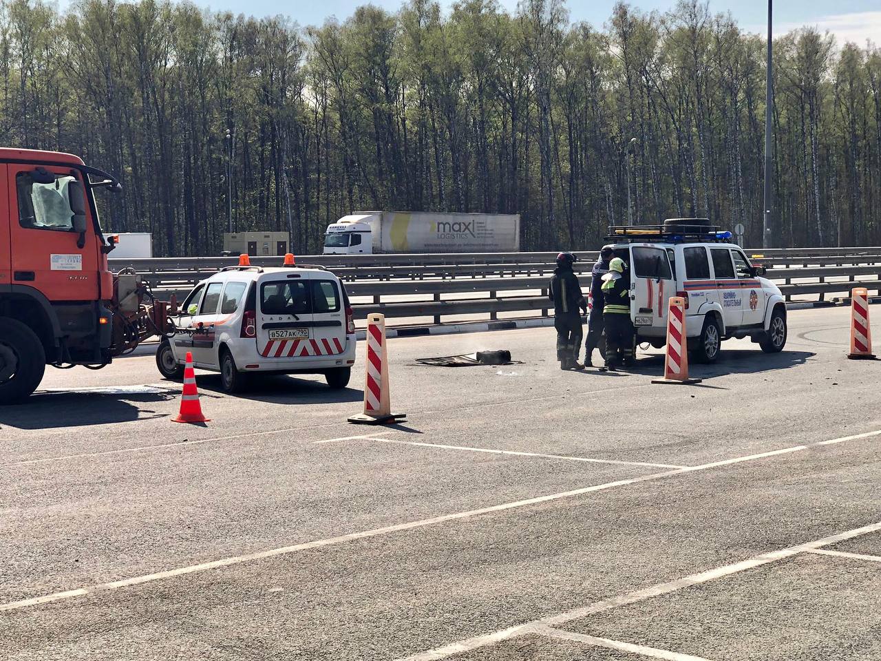 На трассе М-1 «Беларусь» в Подмосковье прошли учения по ликвидации последствий ДТПСпециалисты Госкомпании «Автодор» совместно...