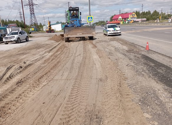 Подъезд к п.Сингапай Протяжённость участка - 0,489 км Площадь устройства асфальтобетонного покрытия - 691 м2Капитальный ремон...