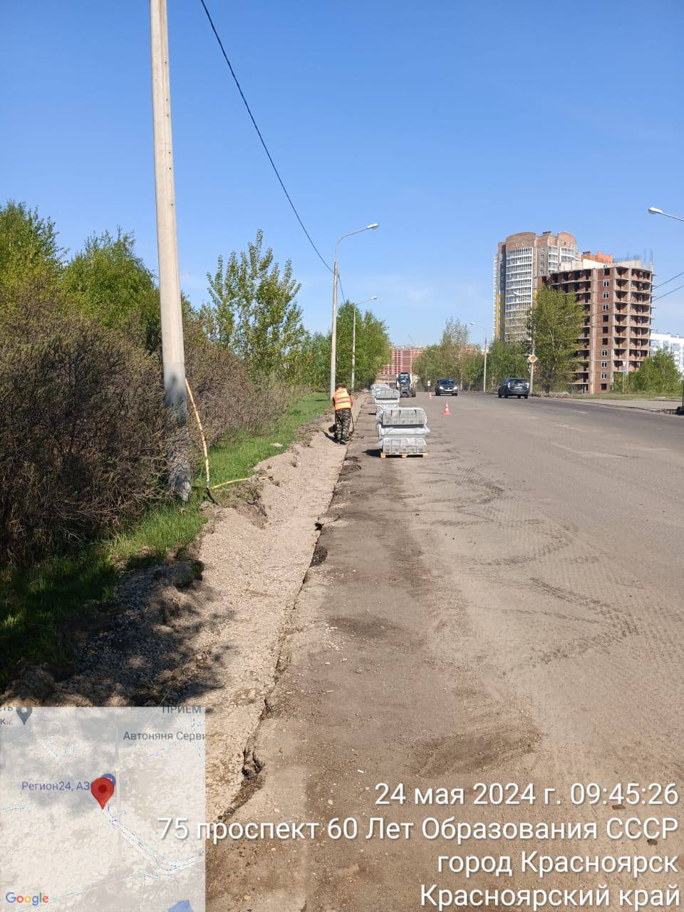 В мкрн Солнечный кипят дорожные работы. Подрядчик проводит замену бортовых камней на ул. 60 лет образования СССР. На участке...