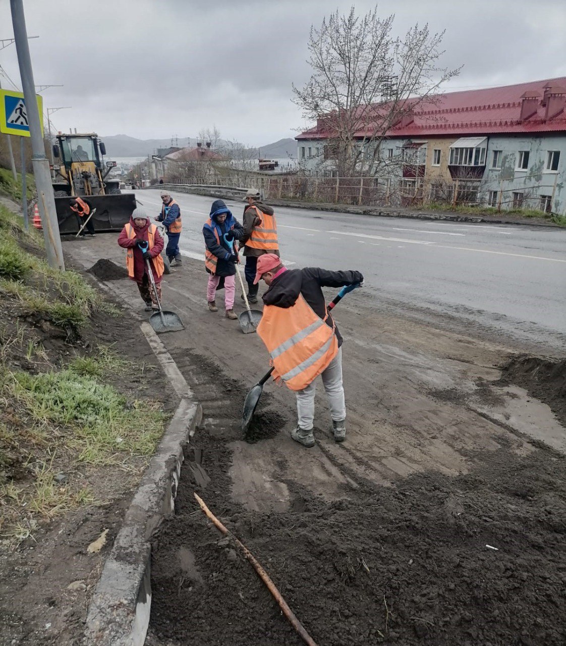 Город день за днем: ИТОГИ НЕДЕЛИМероприятия в рамках весенне-летнего содержания дорог проходят во всех районах города ежеднев...