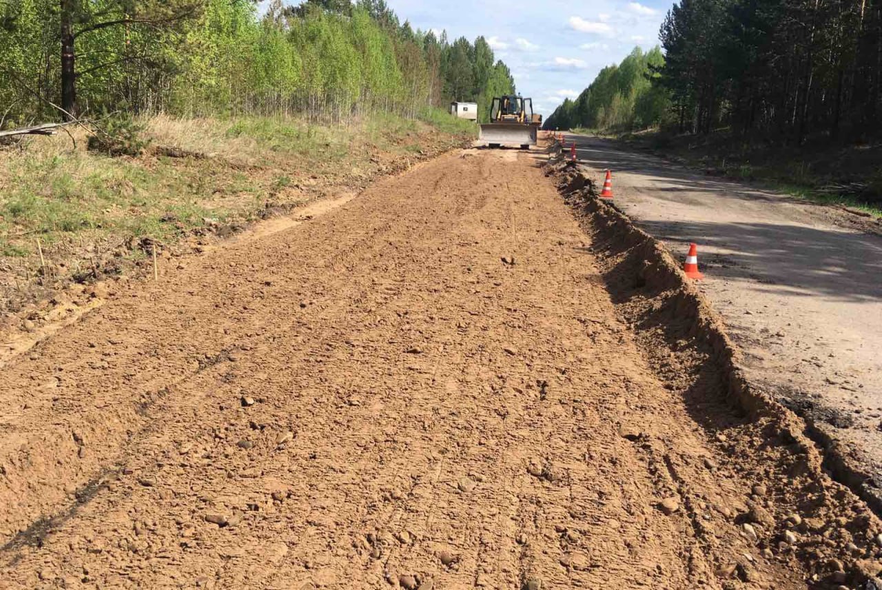 В Иркутской области в этом году отремонтируют 22 участка дорог и 2 моста опорной дорожной сетиОбщая длина участков - 117 км....