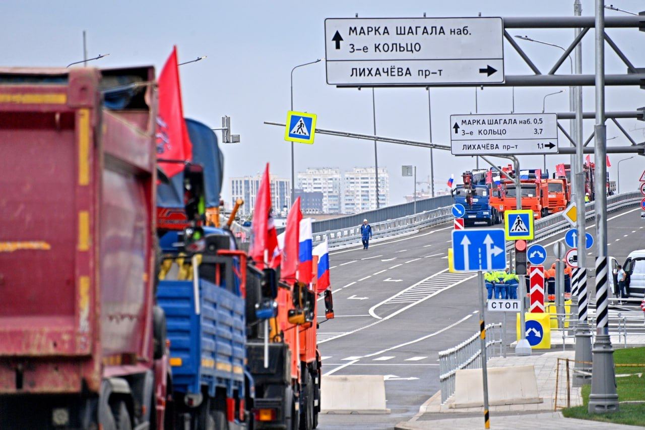 Специальные технологии использовали при строительстве моста через затон НовинкиСтроители применили специальные подходы к возв...