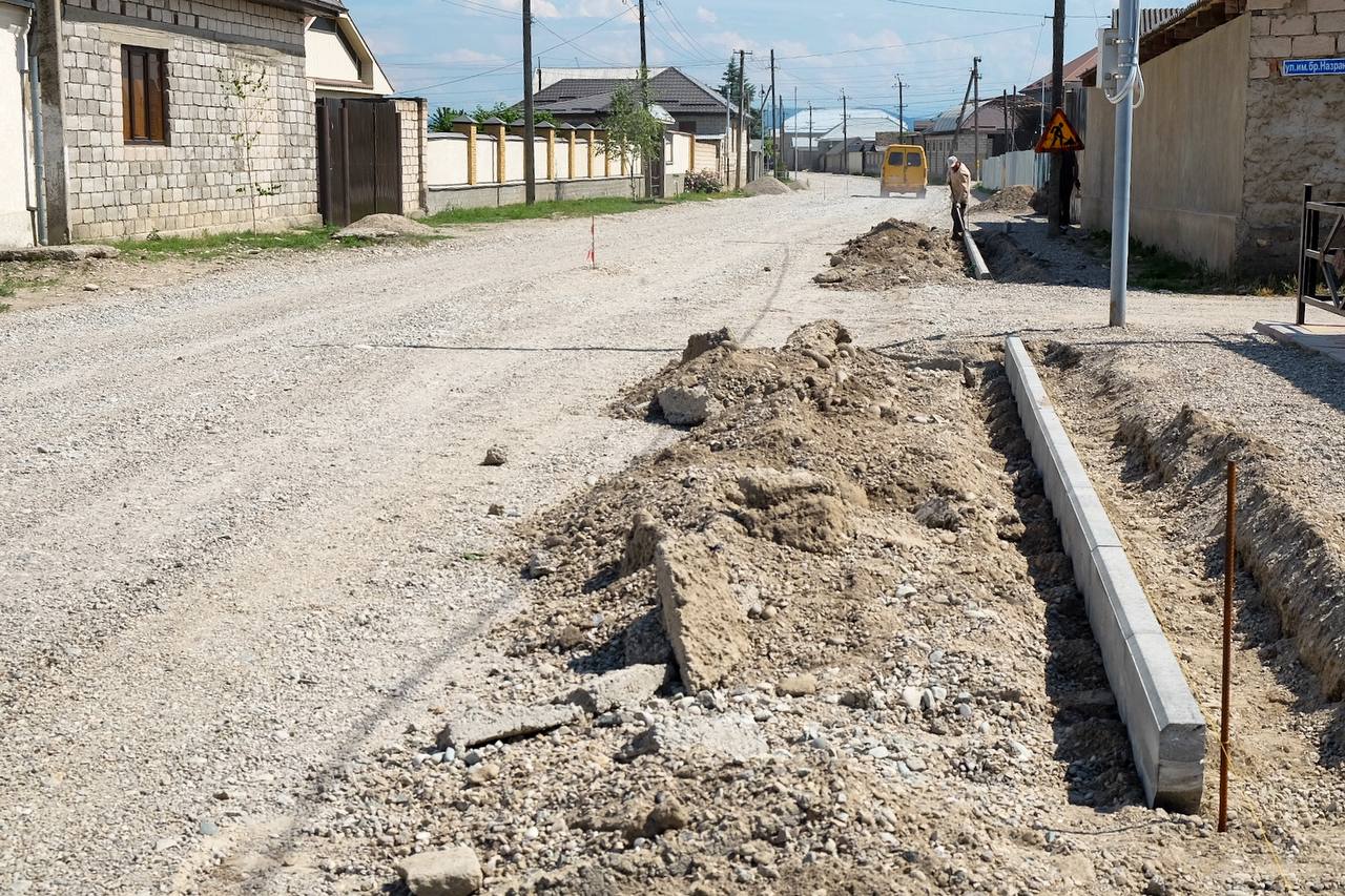 В рамках субсидий, предоставленных Минтрансом КБР муниципальным образованиям из регионального дорожного фонда, в Чегемском ра...