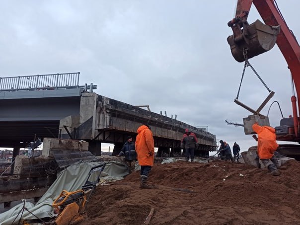 В Башкортостане работы на транспортной развязке в Зинино в рамках нацпроекта "Безопасные качественные дороги" планируется зав...