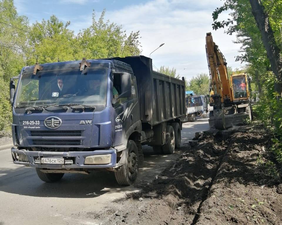 Грунтовая: начался долгожданный ремонтНа участке от ул. Затонская до ул. Мичурина, общей протяженностью 2,6 км, обновим асфал...