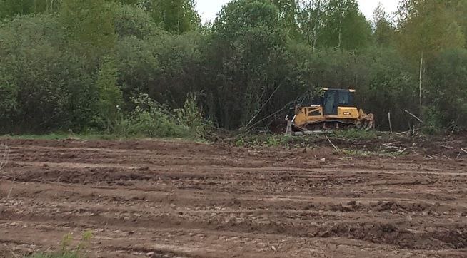 На на 2 и 3 очередях строительства дублера проспекта Гагарина в Нижегородской области полным ходом идут подготовительные рабо...