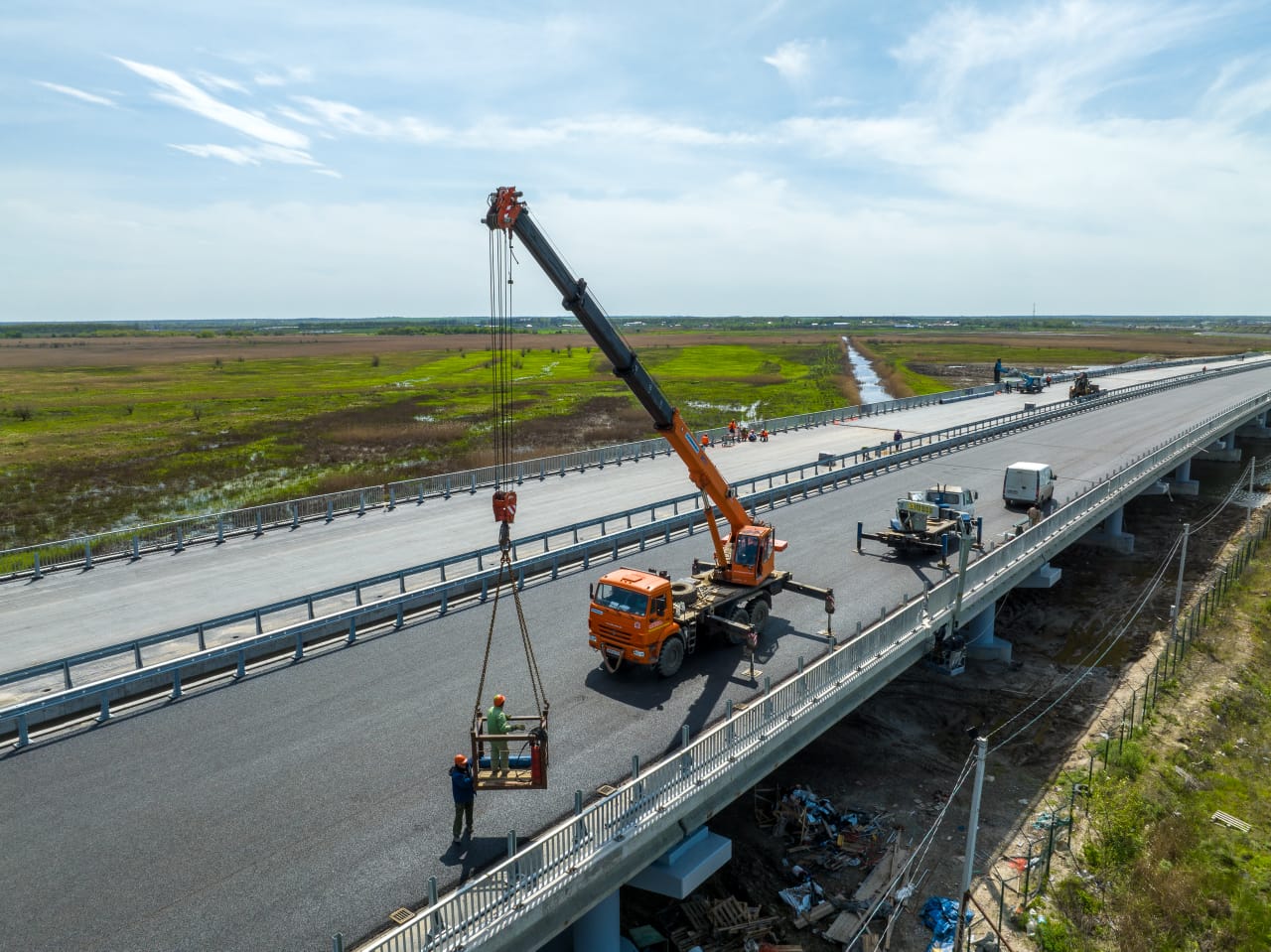 От Санкт-Петербурга до Севастополя можно будет доехать по дороге без светофоровГлава Госкомпании «Автодор» Вячеслав Петушенко...