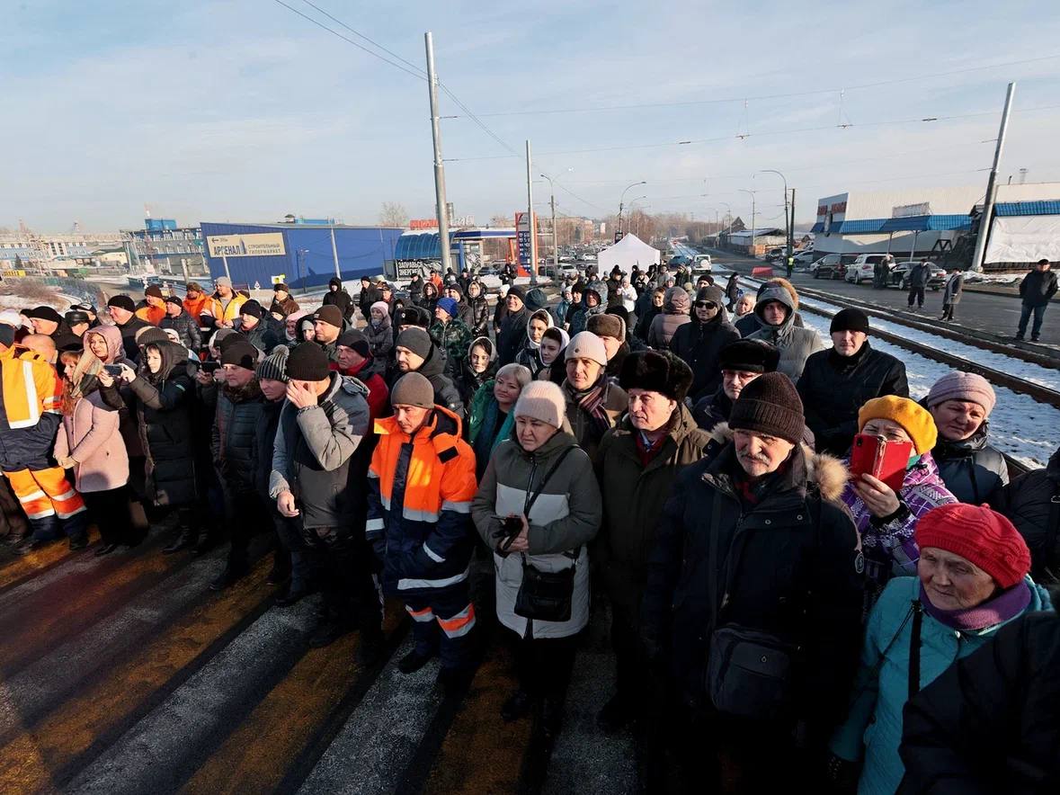 Важное событие для всех без преувеличения жителей Барнаула и гостей нашей краевой столицы — путепровод на проспекте Ленина, р...