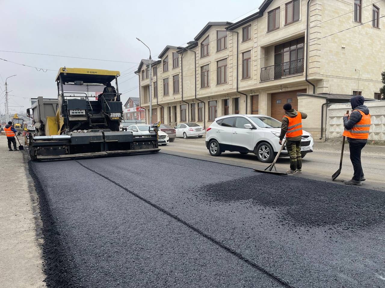 В рамках национального проекта “Безопасные качественные дороги” приступили к капитальному ремонту улицы Осетинской, от улицы...