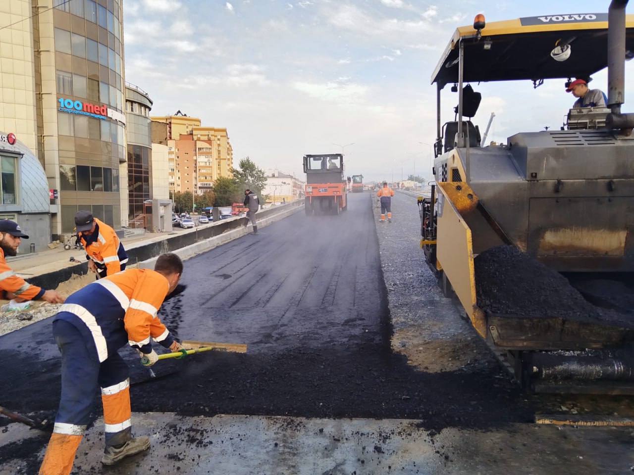 В Апрелевке продолжается строительство путепровода через железную дорогу Киевского направления МЖД, которое направлено на раз...