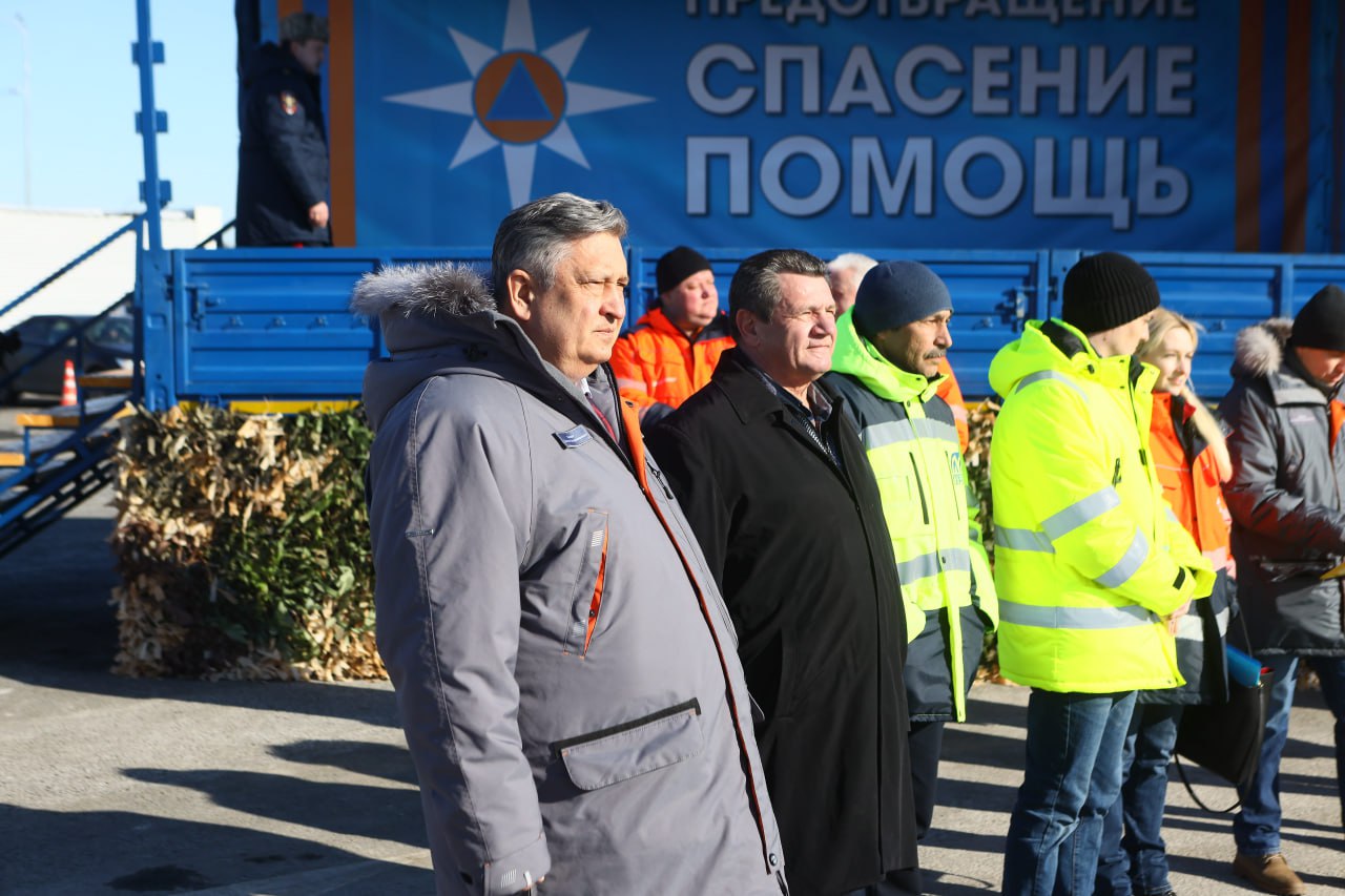 В новых регионах колоссальными темпами восстанавливаем инфраструктуру. Например, в ДНР отремонтировали ещё два моста64-метров...