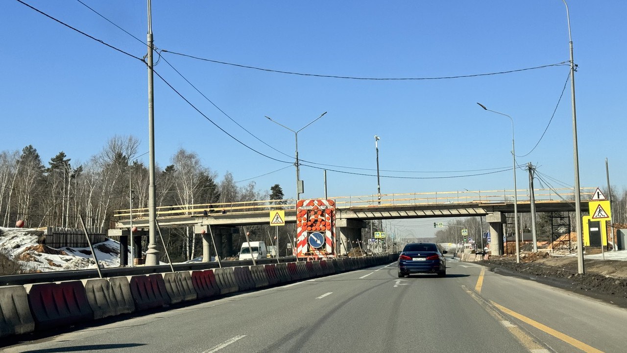 ПЕРЕСТРОЙКА ПУТЕПРОВОДА НАД А-105 ("ПОРТОВКА") В РАЙОНЕ ГОРОК ЛЕНИНСКИХПосле трех месяцев простоя здесь возобновились работы,...