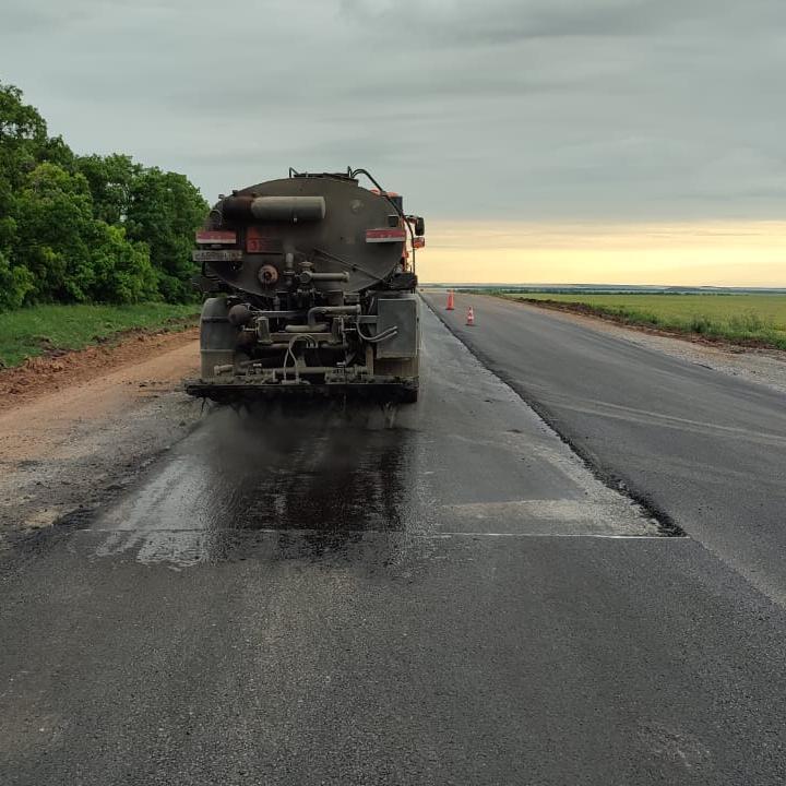 В Тацинском районе на подъезде к ст. Тацинской ведется капитальный ремонт автодороги «г. Ростов-на-Дону (от магистрали «Дон»)...