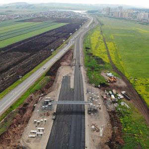 1 августа на автодороге Красноярск – Элита изменится схема движения. Изменение движения коснется участка со 2 по 4 км, где с...