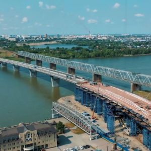25 из 35 пар вант смонтировано на мосту через Обь в Новосибирске Вантовая система строящегося мостового перехода смонтирован...