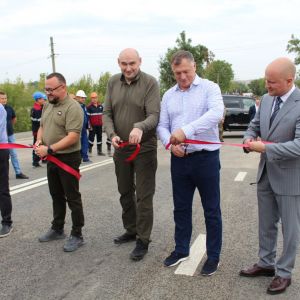 Завершен капитальный ремонт моста в Мариуполе  В торжественной церемонии открытия искусственного сооружения (ИССО) приняли уч...