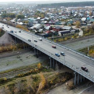 В Шадринске запустили движение по путепроводу через Транссиб  Путепровод по улице Щеткина в городе Шадринске, капитальный рем...