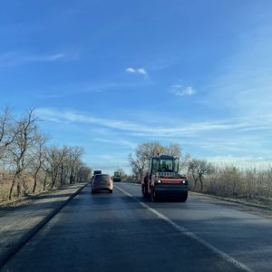 В следующем году в ЛНР отремонтируют более 80 км федеральной трассы Р-260  В 2024 году Госкомпания «Автодор» капитально отрем...