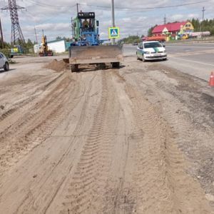 Подъезд к п.Сингапай   Протяжённость участка - 0,489 км  Площадь устройства асфальтобетонного покрытия - 691 м2  Капитальный...