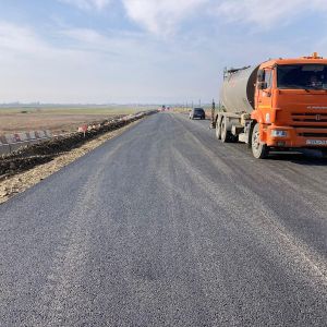 Какие работы выполнили дорожники на мосту в Славянском районе?  В рамках нацпроекта "БКД" дорожные специалисты проводят капре...