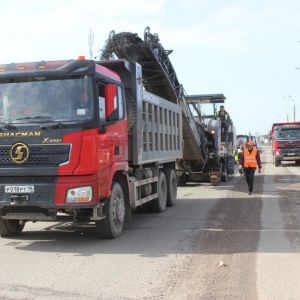 В Ижевске начался ремонт улиц по нацпроекту   Первый в этом году объект – ул. Автозаводская. Подрядчик обновит здесь проезжую...