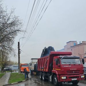 В городском округе Люберцы продолжается ремонт дорог.   Дорожные службы приступили к фрезерованию старого покрытия на улице Х...