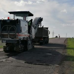 Продолжается работа по приведению в нормативное состояние опорной сети дорог республики.  В их числе - автодорога Стерлитамак...